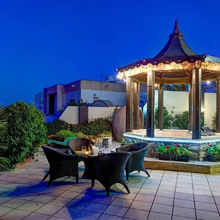 Villa Phantasia